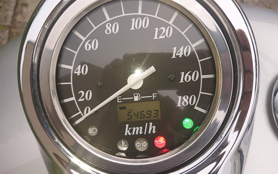 Gebrauchtmotorrad Suzuki VL 800 Volusia - Bild 10