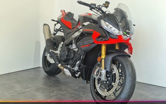 Neufahrzeug Aprilia Tuono V4 1100 Factory - Bild 1 Neufahrzeug Aprilia Tuono V4 1100 Factory - Bild 1