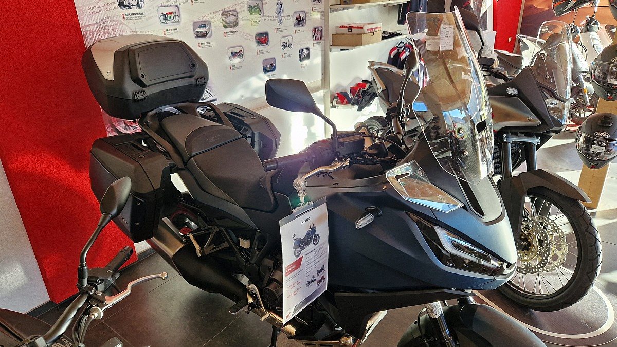 Honda NT1100 DCT 