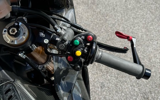 Gebrauchtmotorrad Yamaha R1 RACE - Bild 13 Gebrauchtmotorrad Yamaha R1 RACE - Bild 13