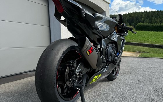 Gebrauchtmotorrad Yamaha R1 RACE - Bild 2 Gebrauchtmotorrad Yamaha R1 RACE - Bild 2