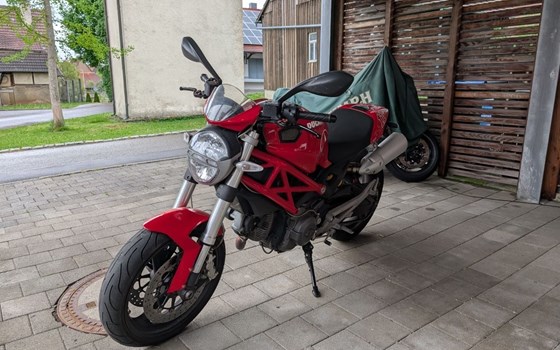 Gebrauchtmotorrad Ducati Monster 696 - Bild 3