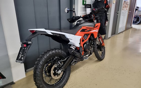 Gebrauchtmotorrad KTM 390 Enduro R - Bild 3 Gebrauchtmotorrad KTM 390 Enduro R - Bild 3