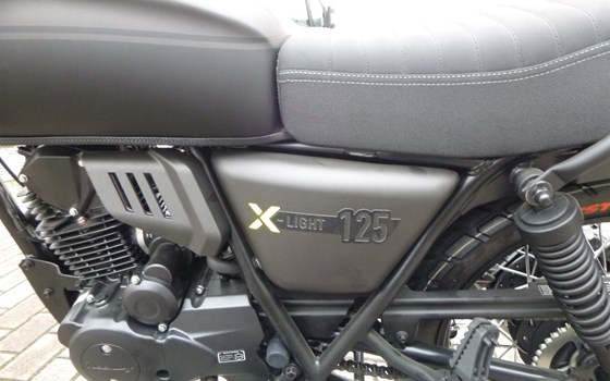 Neufahrzeug Keeway X-Light 125 - Bild 3