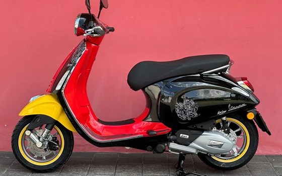 Neufahrzeug Vespa Primavera 125 Disney Mickey Mouse Edition - Bild 13