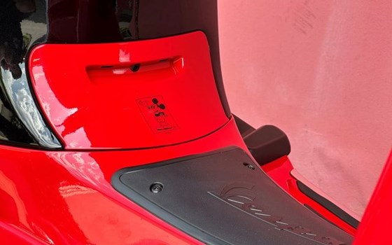 Neufahrzeug Vespa Primavera 125 Disney Mickey Mouse Edition - Bild 8