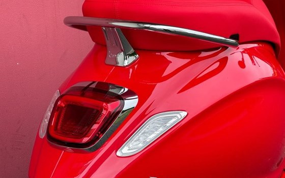Neufahrzeug Vespa Primavera 125 (RED) - Bild 4