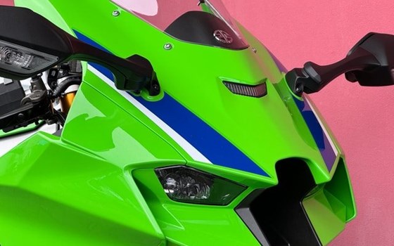 Motorrad Occasion Kawasaki Ninja ZX-10R 40th Anniversary Edition - Bild 7