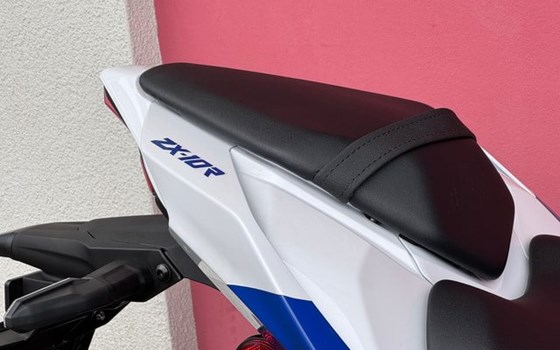 Motorrad Occasion Kawasaki Ninja ZX-10R 40th Anniversary Edition - Bild 8