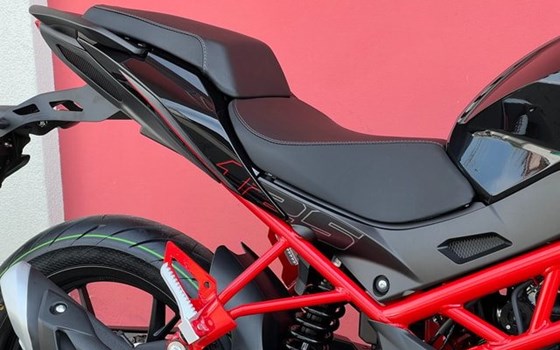 Neufahrzeug Benelli BN 125 - Bild 13