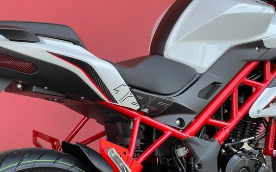 Neufahrzeug Benelli BN 125 - Bild 12