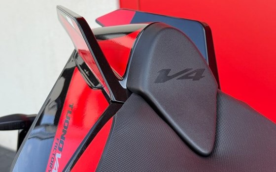 Neufahrzeug Aprilia Tuono V4 1100 Factory - Bild 4