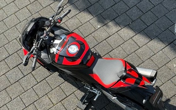 Neufahrzeug Aprilia Tuono V4 1100 Factory - Bild 7