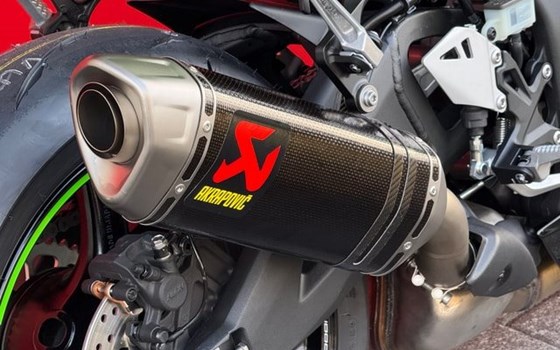 Neufahrzeug Kawasaki Ninja ZX-10R - Bild 8