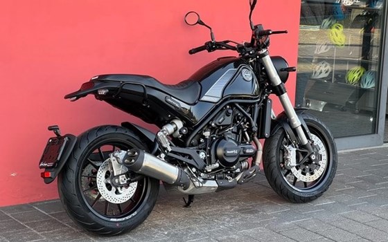 Neufahrzeug Benelli Leoncino 500 - Bild 4