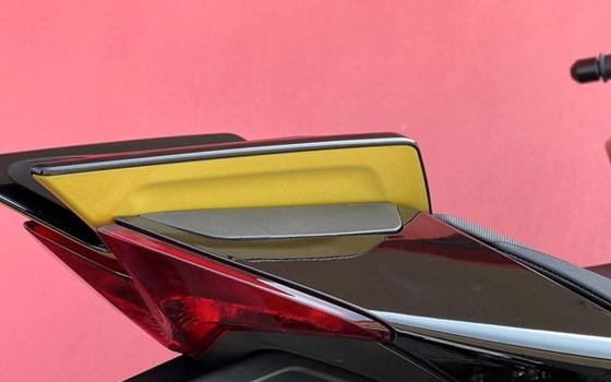 Neufahrzeug Aprilia Tuono V4 1100 Factory - Bild 13