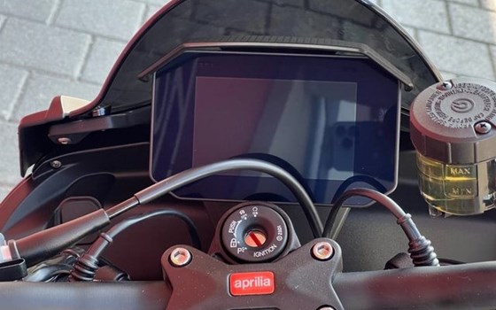 Neufahrzeug Aprilia Tuono V4 1100 Factory - Bild 6