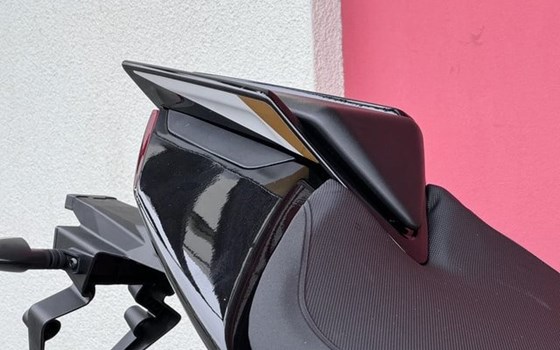 Neufahrzeug Aprilia Tuono V4 1100 Factory - Bild 7