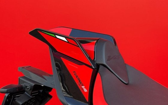 Neufahrzeug Aprilia Tuono V4 1100 Factory - Bild 12