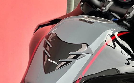 Motorrad Occasion Kawasaki Versys 1000 SE - Bild 2