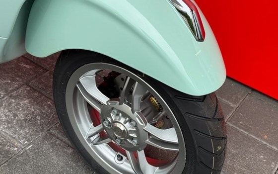 Neufahrzeug Vespa 125 Primavera - Bild 10