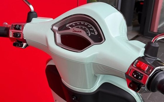 Neufahrzeug Vespa 125 Primavera - Bild 9