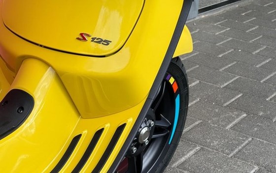 Neufahrzeug Vespa 125 Primavera - Bild 12