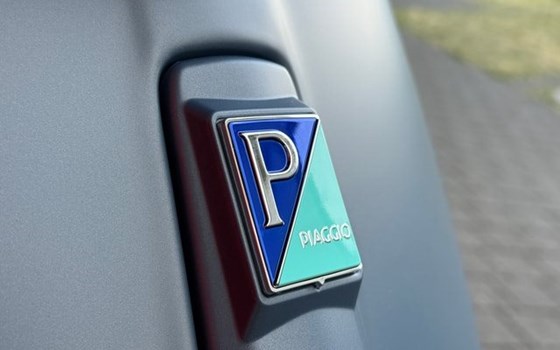 Neufahrzeug Vespa Primavera 125 Officina 8 - Bild 7