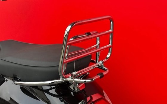 Neufahrzeug Vespa Primavera 125 50. Anniversario - Bild 7