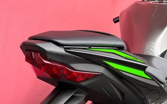 Neufahrzeug Kawasaki Ninja ZX-6R - Bild 7