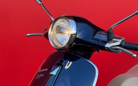 Motorrad Occasion Vespa Primavera 125 i.e. 3V - Bild 2