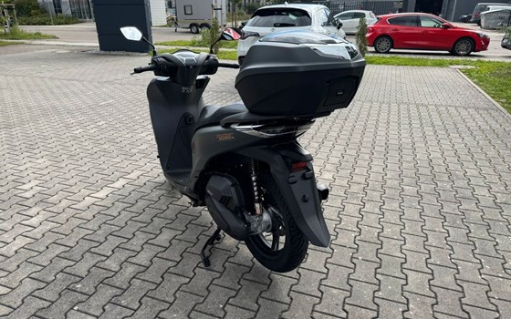 Gebrauchtmotorrad Honda SH125i - Bild 5