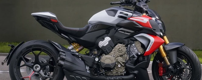 Ducati Diavel V4 RS