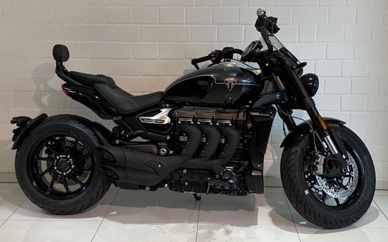 Gebrauchtmotorrad Triumph Rocket 3 Storm GT - Bild 6