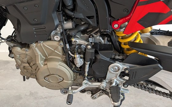 Gebrauchtmotorrad Ducati Hypermotard 698 Mono RVE - Bild 5