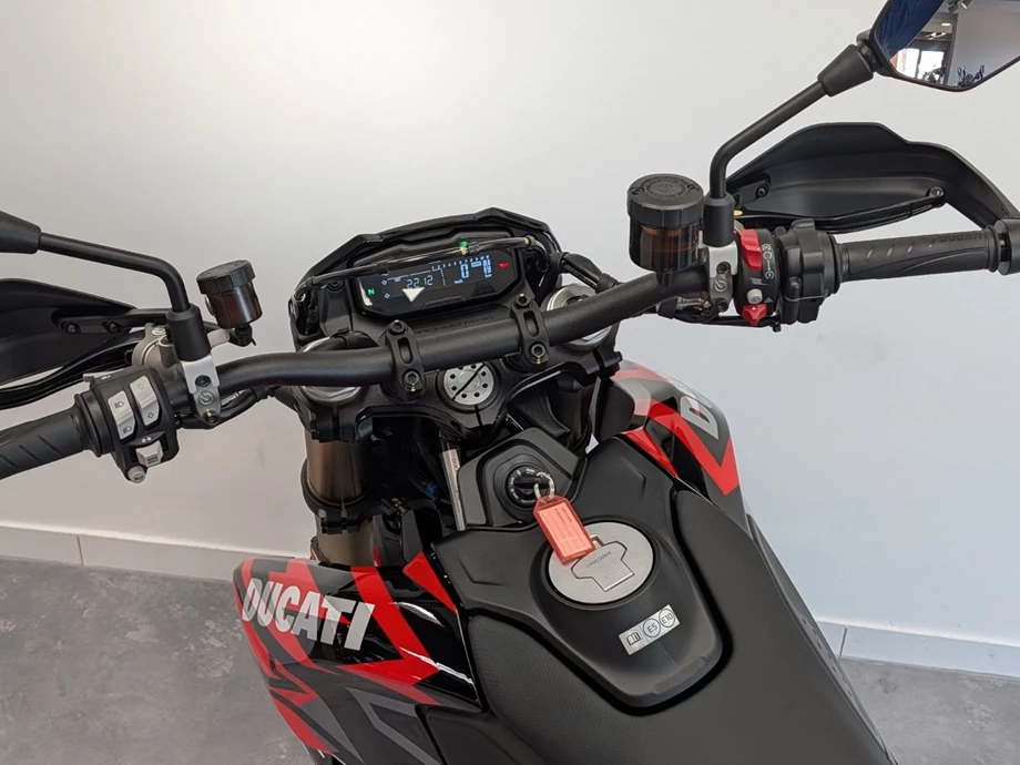 Angebot Ducati Hypermotard 698 Mono RVE Bild 6: Angebot Ducati Hypermotard 698 Mono RVE