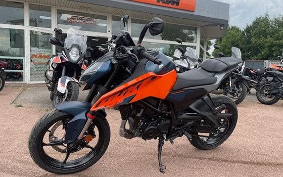 Neufahrzeug KTM 125 Duke - Bild 12