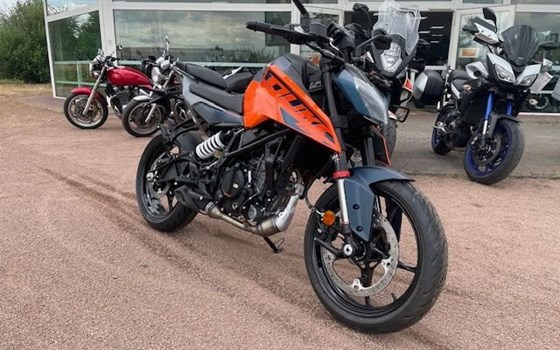 Neufahrzeug KTM 125 Duke - Bild 5
