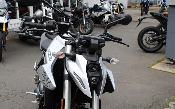 Neufahrzeug Suzuki GSX-8S - Bild 10