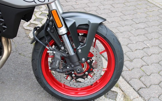 Neufahrzeug Suzuki GSX-8S - Bild 9