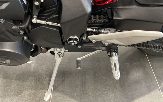 Gebrauchtmotorrad Triumph Street Triple R - Bild 18