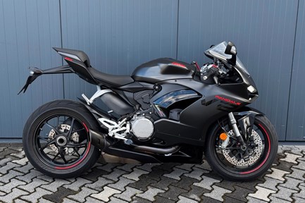 Ducati Panigale V2