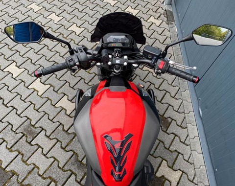 zum Vergrössern bitte anklicken!