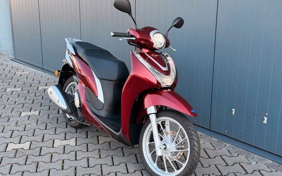 Gebrauchtmotorrad Honda SH125 - Bild 3