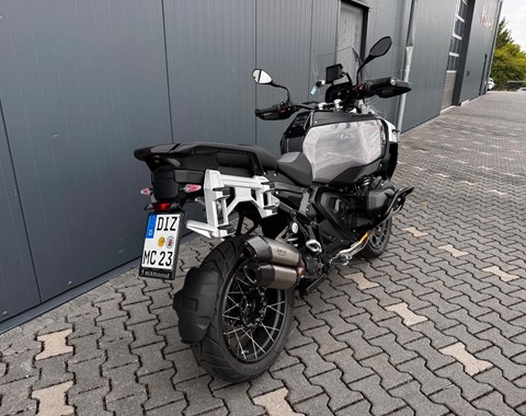 zum Vergrössern bitte anklicken!