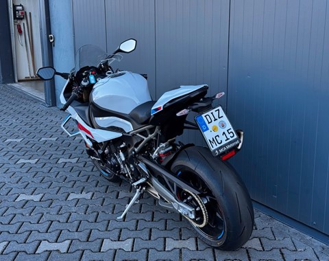 zum Vergrössern bitte anklicken!