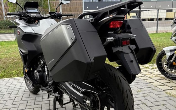 Gebrauchtmotorrad Honda NT1100 - Bild 5