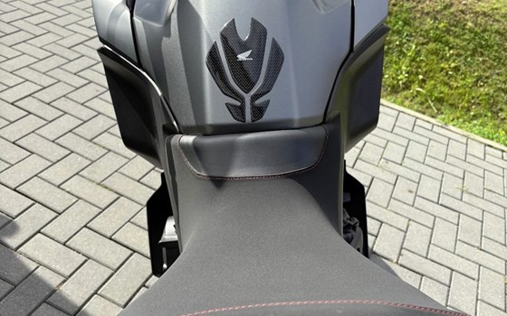 Gebrauchtmotorrad Honda NT1100 - Bild 7