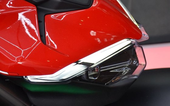 Gebrauchtmotorrad Ducati Streetfighter V4 - Bild 12