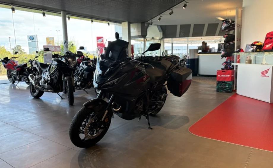 Angebot Honda NT1100 DCT Bild 2: Angebot Honda NT1100 DCT